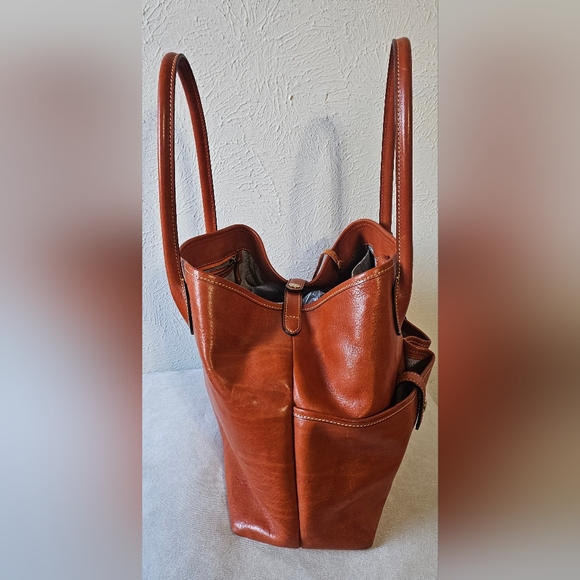 Vintag Dooney & Bourke florentine tote - Picture 5 of 17